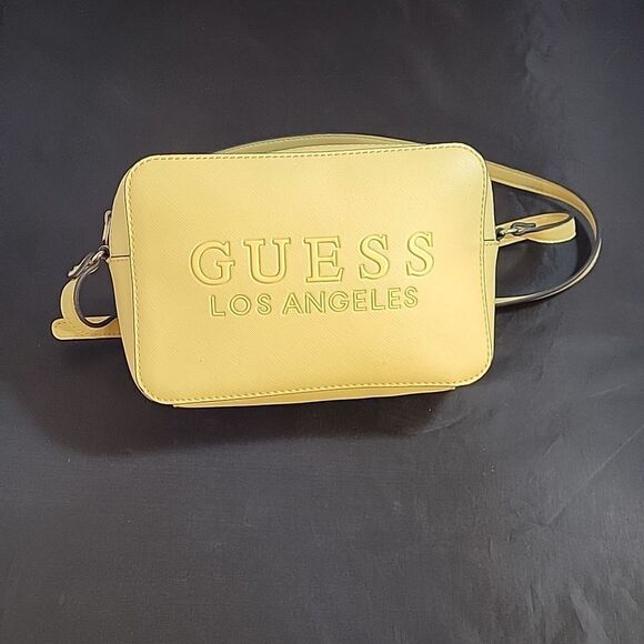 GUESS LADIES RODNEY CAMERA CROSSBODY BAG - Picture 2 of 12